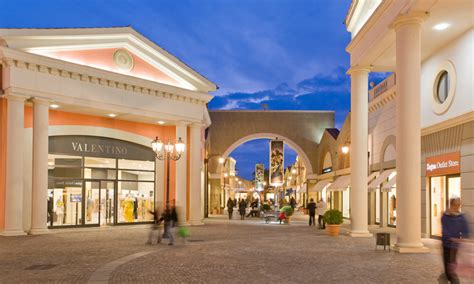 Outlets in Italy: Where to Find Luxury Brands at Discounted Prices